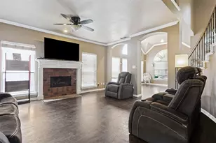 2314 Balleybrooke Dr, Lewisville, TX 75077 - Photo 7