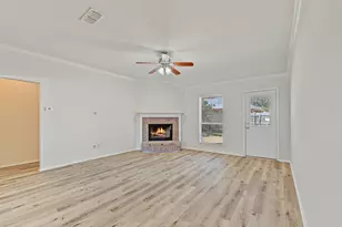 204 Troxell Blvd, Rhome, TX 76078 - Photo 9