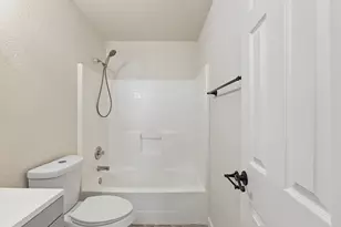 204 Troxell Blvd, Rhome, TX 76078 - Photo 31