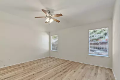 204 Troxell Boulevard, Rhome, TX 76078 - Photo 17