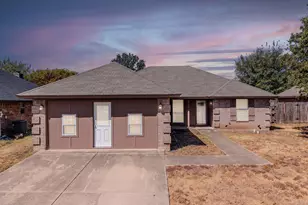 204 Troxell Blvd, Rhome, TX 76078 - Photo 1