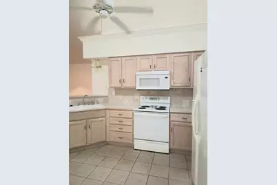 918 Bridges Drive, Arlington, TX 76012 - Photo 7