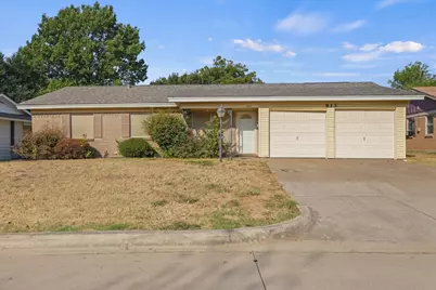 813 Jerry Lane, Bedford, TX 76022 - Photo 3