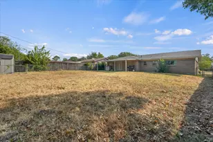 813 Jerry Ln, Bedford, TX 76022 - Photo 27