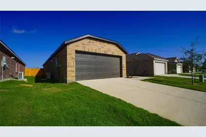 1827 Sanderling Street, Forney, TX 75126 - Photo 3