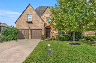 419 Paluxy Dr, Irving, TX 75039 - Photo 1