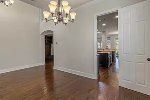 419 Paluxy Dr, Irving, TX 75039 - Photo 7