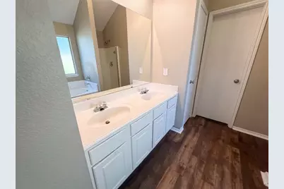 809 Canyon Cove Drive, Burleson, TX 76028 - Photo 11