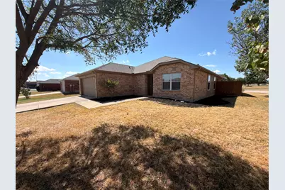 809 Canyon Cove Drive, Burleson, TX 76028 - Photo 7