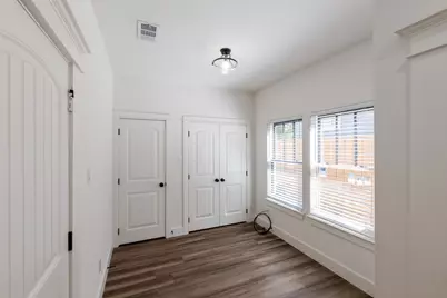 1139 Kings Highway #103, Dallas, TX 75208 - Photo 7