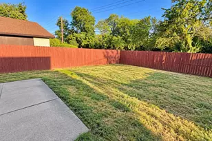 7114 Chinaberry Rd, Dallas, TX 75249 - Photo 19
