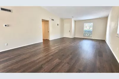7114 Chinaberry Road, Dallas, TX 75249 - Photo 7