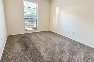 7114 Chinaberry Rd, Dallas, TX 75249 - Photo 15