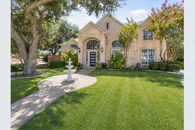 6400 Bermuda Dunes Drive, Plano, TX 75093 - Photo 3
