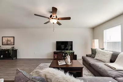 7005 Adderly Road, Pilot Point, TX 76258 - Photo 19