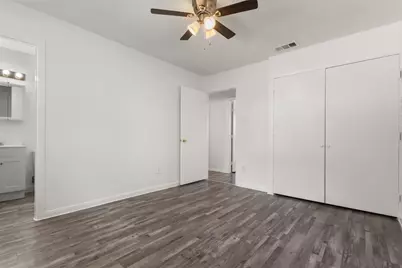 2563 Wood Valley Drive, Dallas, TX 75211 - Photo 13
