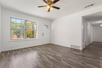 2563 Wood Valley Drive, Dallas, TX 75211 - Photo 5