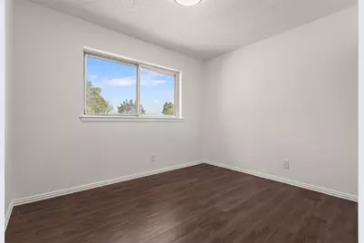 2563 Wood Valley Drive, Dallas, TX 75211 - Photo 15