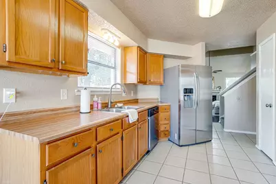 10009 Leatherwood Drive, Fort Worth, TX 76108 - Photo 9