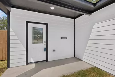 1308 E Collin Street, Corsicana, TX 75110 - Photo 5