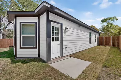 1308 E Collin Street, Corsicana, TX 75110 - Photo 33