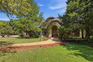 2050 E Oak Shores Dr, Cross Roads, TX 76227 - Photo 3