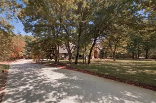 2050 E Oak Shores Dr, Cross Roads, TX 76227 - Photo 5