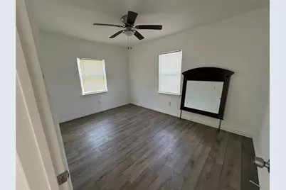 3233 Springview Avenue, Dallas, TX 75216 - Photo 7