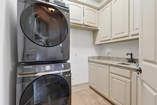 5757 Bernay Ln, Plano, TX 75024 - Photo 23
