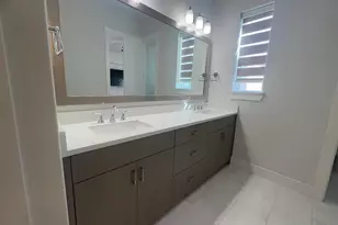 8207 Nunley Ln, Dallas, TX 75231 - Photo 17