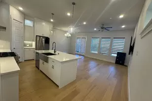 8207 Nunley Ln, Dallas, TX 75231 - Photo 5
