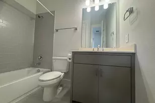 8207 Nunley Ln, Dallas, TX 75231 - Photo 11
