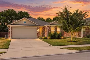 1520 Claireborne Ct, Little Elm, TX 75068 - Photo 1