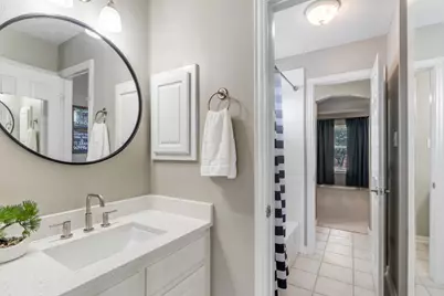 1620 McGreg Lane, Carrollton, TX 75010 - Photo 17