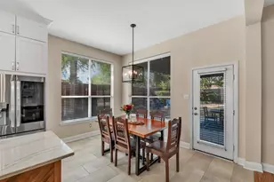1620 McGreg Ln, Carrollton, TX 75010 - Photo 11
