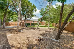 806 Cobblestone Ct, Cedar Hill, TX 75104 - Photo 35