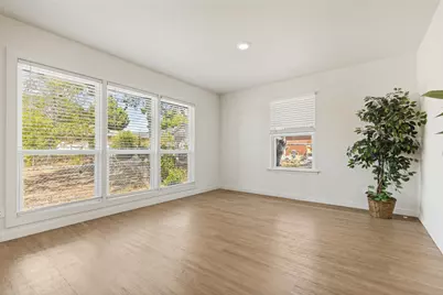 1215 Fordham Road, Dallas, TX 75216 - Photo 3
