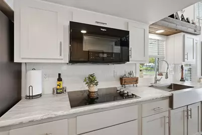 817 Brazos Harbor Circle, Granbury, TX 76048 - Photo 13