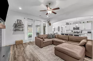 421 Vaquero, Weatherford, TX 76087 - Photo 3
