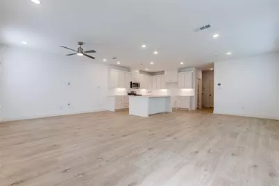 8864 Scarp Hill Lane, Frisco, TX 75035 - Photo 3