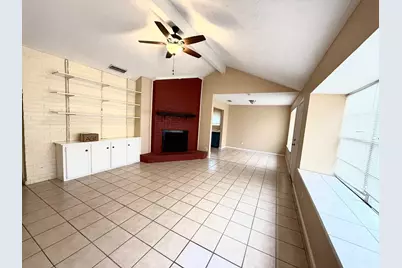 2705 Tanglewood Drive, Lancaster, TX 75134 - Photo 7