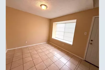 2705 Tanglewood Drive, Lancaster, TX 75134 - Photo 9