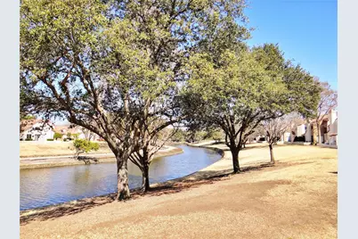 517 Ranch Trail #127, Irving, TX 75063 - Photo 29