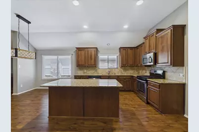 15737 Landing Creek Lane, Fort Worth, TX 76262 - Photo 33