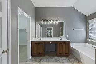 15737 Landing Creek Ln, Fort Worth, TX 76262 - Photo 29