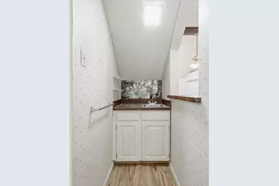 5301 Sarasota Drive, Garland, TX 75043 - Photo 9