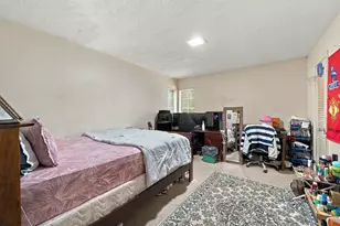 2721 Vancouver St, Irving, TX 75062 - Photo 15