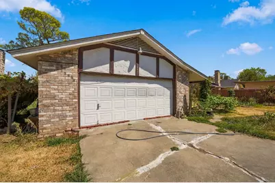 2721 Vancouver Street, Irving, TX 75062 - Photo 25