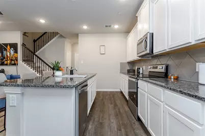 1270 Alamo Drive, Lewisville, TX 75077 - Photo 11