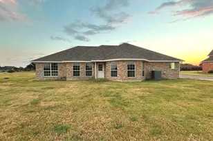 1085 E Alamosa Dr, Talty, TX 75160 - Photo 23